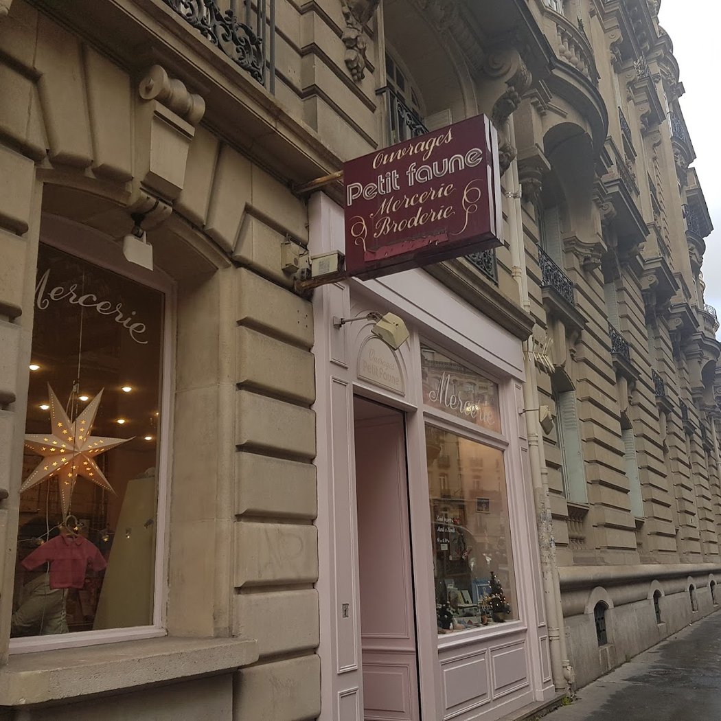 MAGASIN DES DEMOISELLES 2